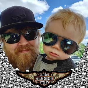 Meet your Posher, Travis